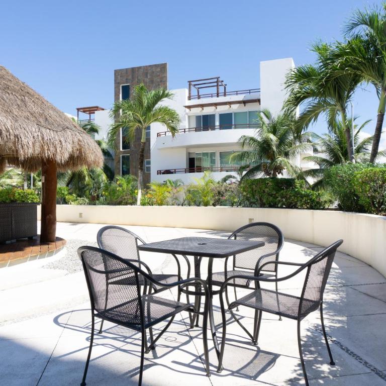 Luna Maya 1 condo - Two-Bedroom Apartment - 17