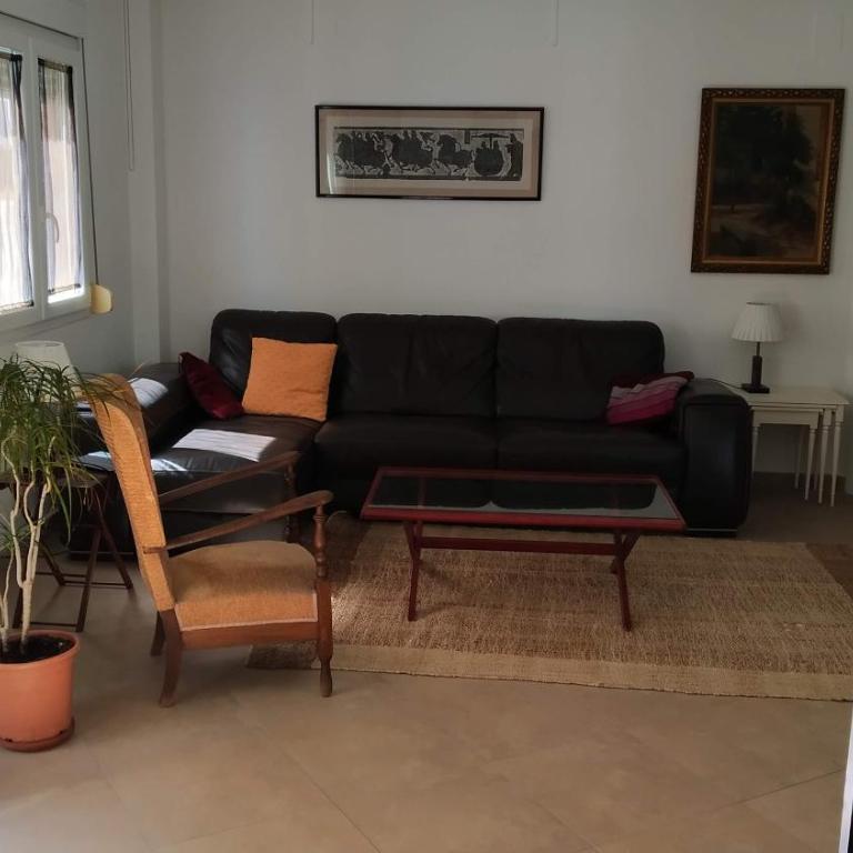 Piso en la Caleta - Apartamento de 3 dormitorios - 2