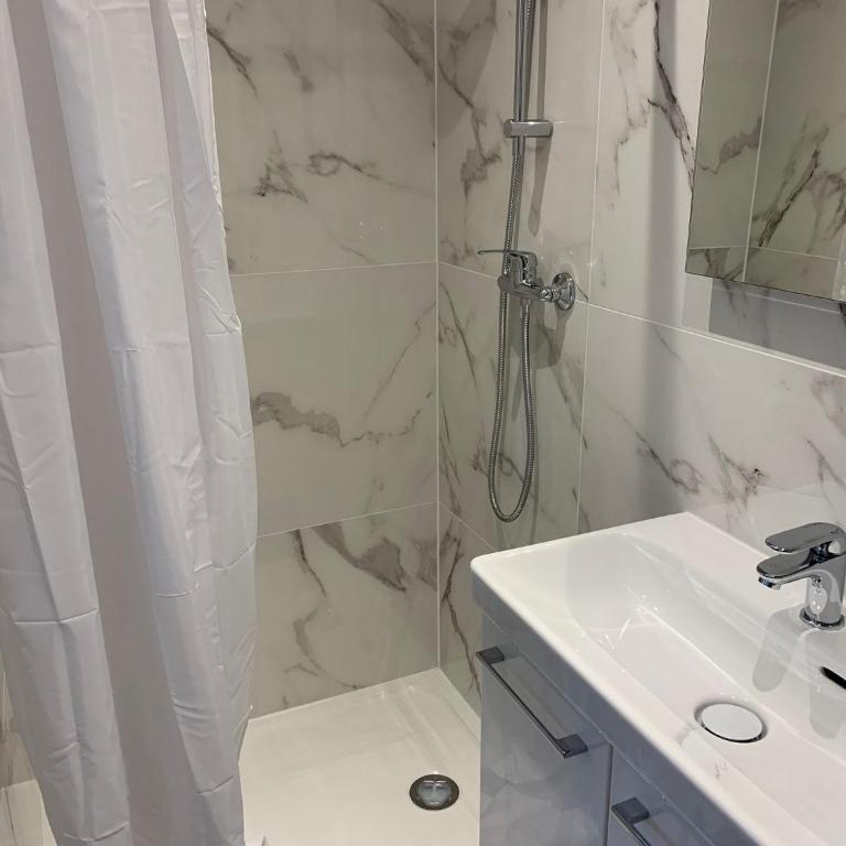 Esprit Suisse, Joli studio au coeur de Mulhouse - One-Bedroom Apartment - 8