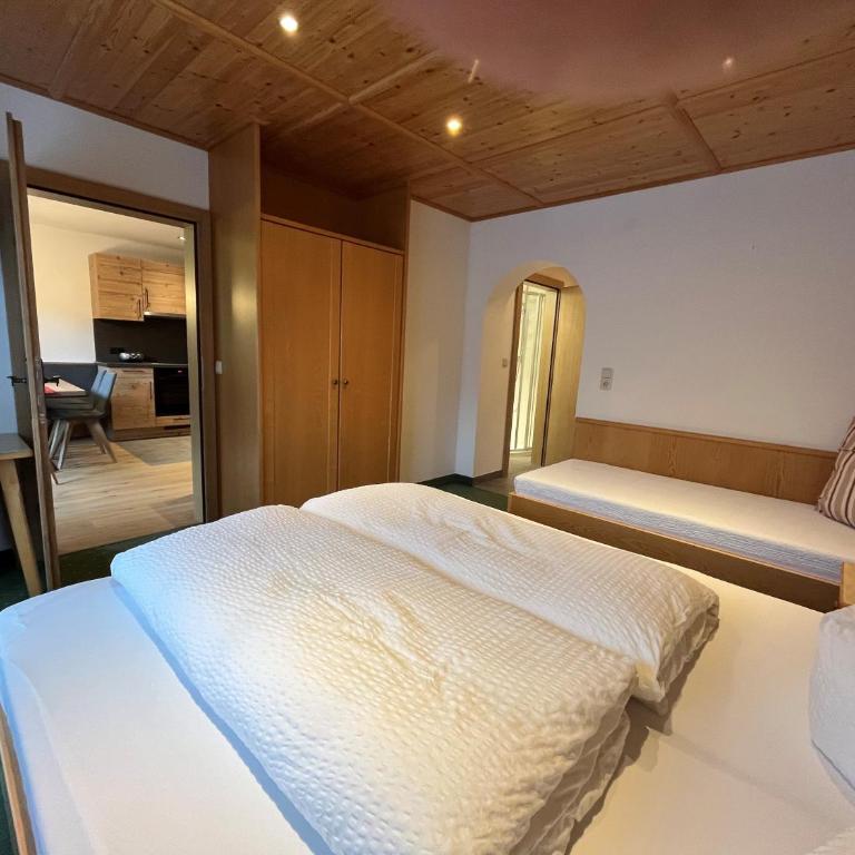 Appartement Gästehaus Aloisia - Apartment mit 2 Schlafzimmern und Balkon - 27
