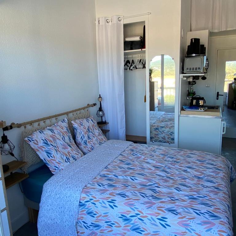 Studio Village Naturiste - One-Bedroom Apartment - 6