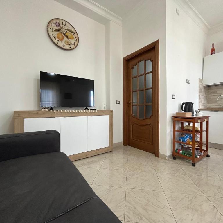 Ciro's Home - One-Bedroom Apartment - 10