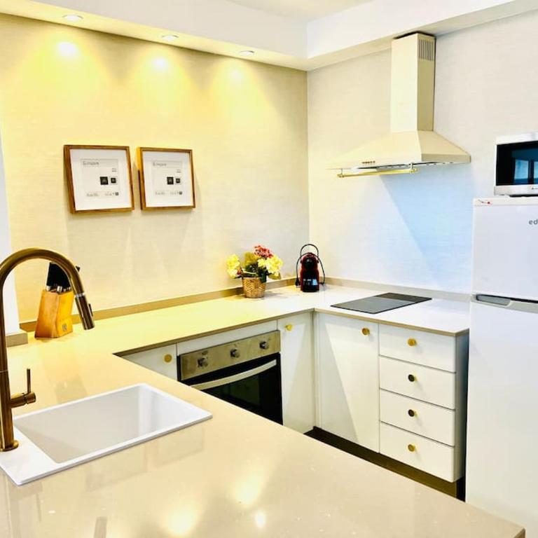 Nuevo Torremolinos Close to Beach Sinese Design Homes - Two-Bedroom Apartment - 9