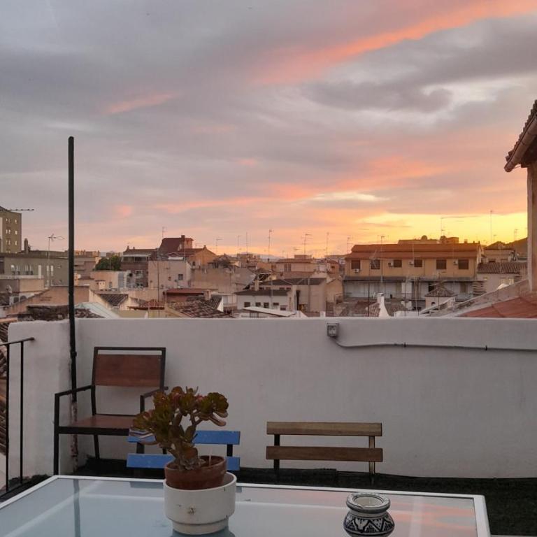 Atico Moon con terraza - One-Bedroom Apartment - 30