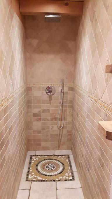 2 spacieux appartements dans une ferme rénovée face au MontBlanc - Appartement 3 Chambres avec Balcon - 12