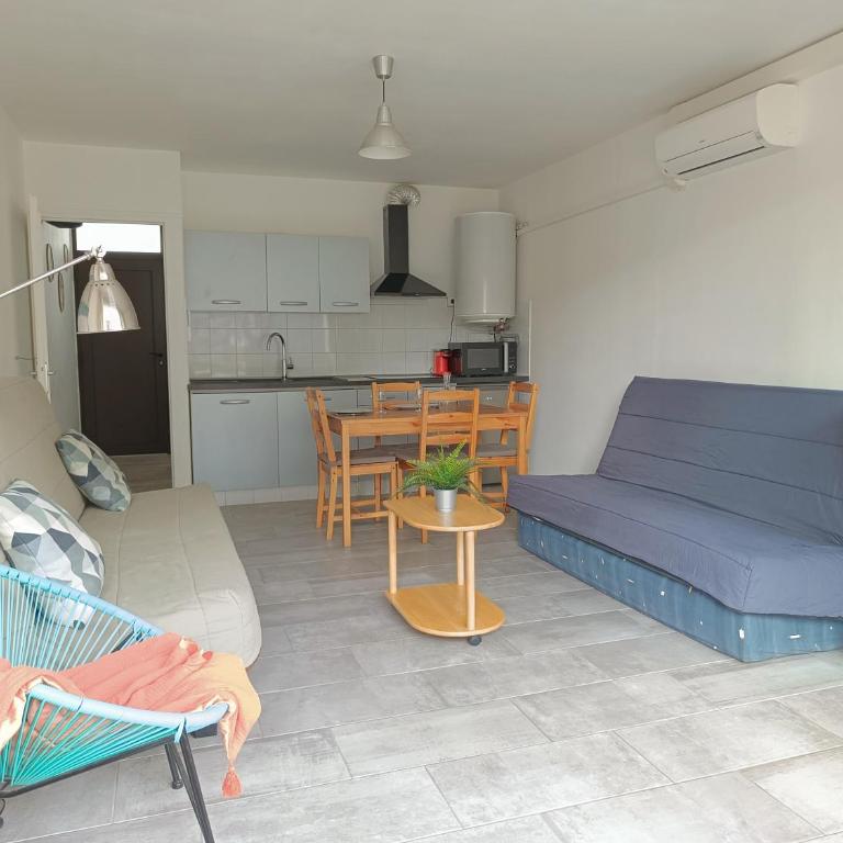 Studio Palavas proche plages et centre - terrasse - Clim & Parking - Studio avec Terrasse - 5
