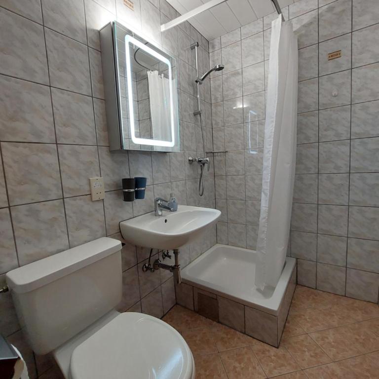 Ferienwohnung Tschengla mit eigener Sonnenterrasse - Wiese - Wlan - Appartamento - 17