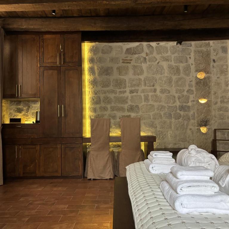 KAŽIN supreme - Deluxe King Room - 15
