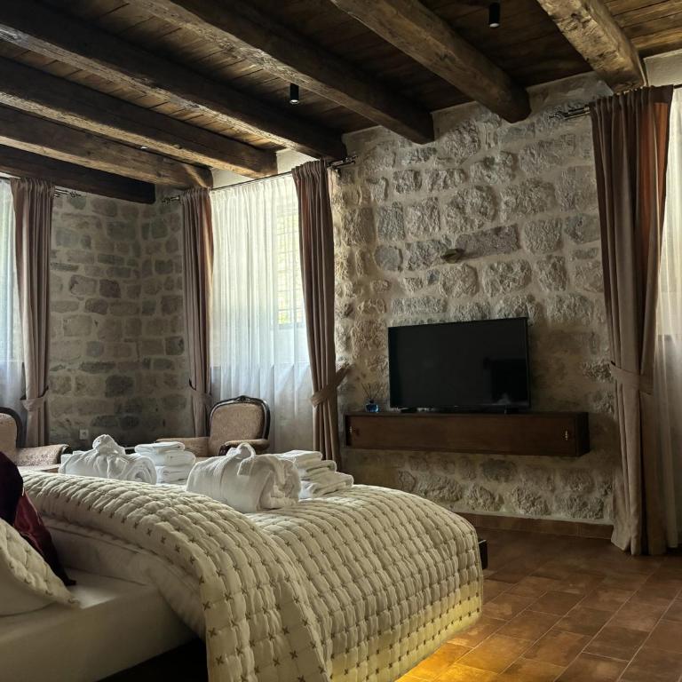 KAŽIN supreme - Deluxe King Room - 14