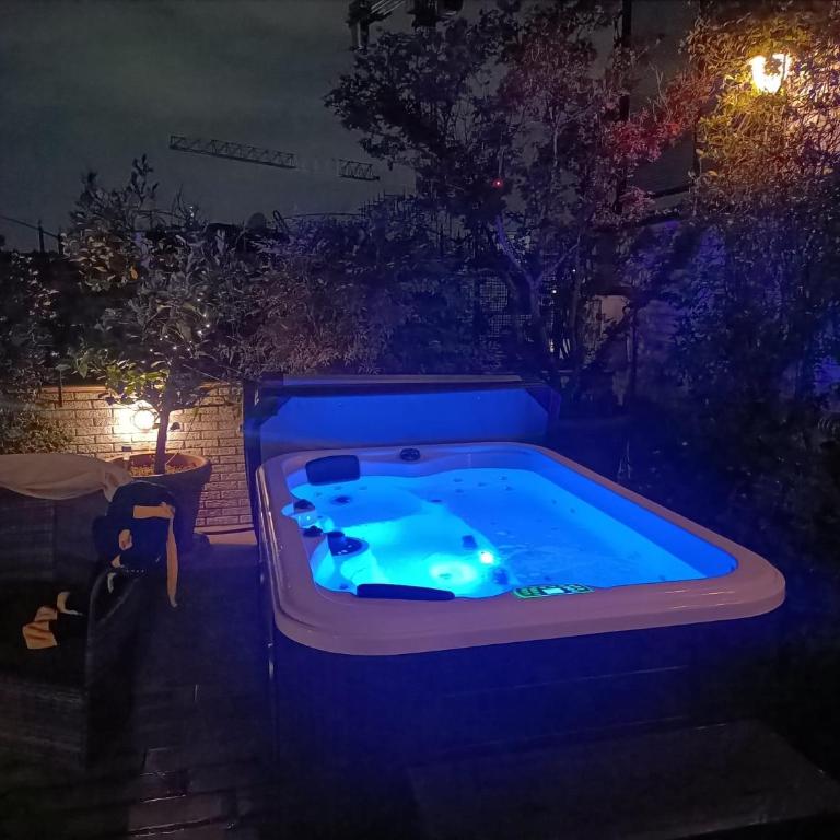Rooftop Terrace - elegante attico con idromassaggio - Appartamento con 1 Camera da Letto - 16