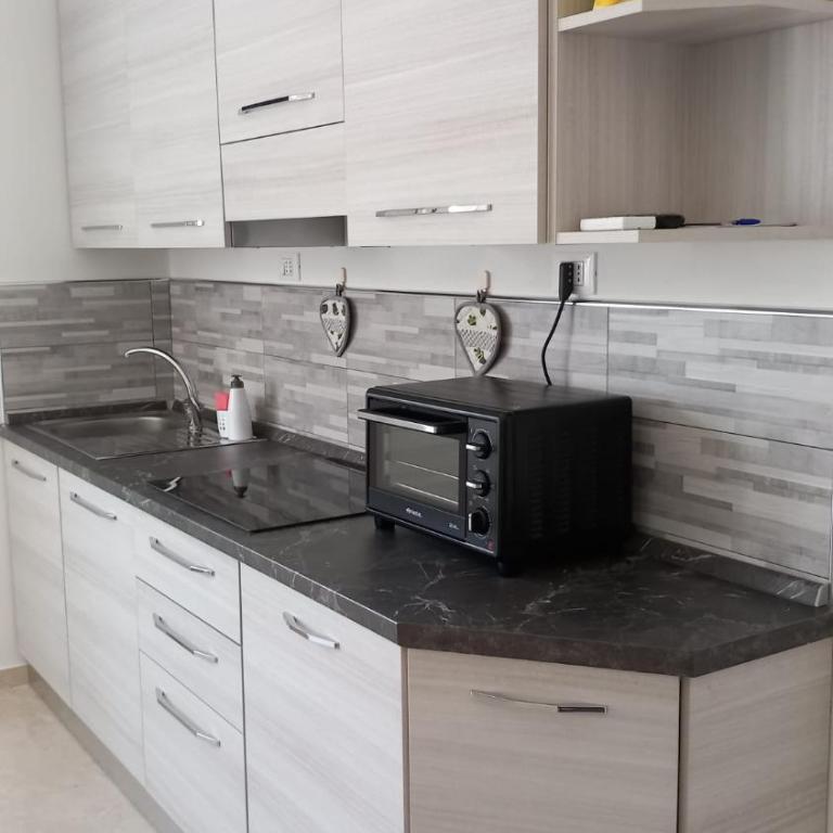 Casa Luce - Appartamento con 1 Camera da Letto - 9