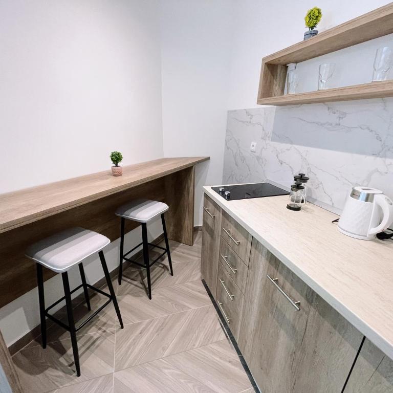 Guest House Koliqi - Hotel & Apartments - One-Bedroom Apartment - 22