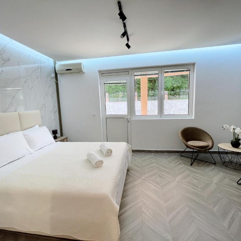 Guest House Koliqi - Hotel & Apartments - One-Bedroom Apartment - 26