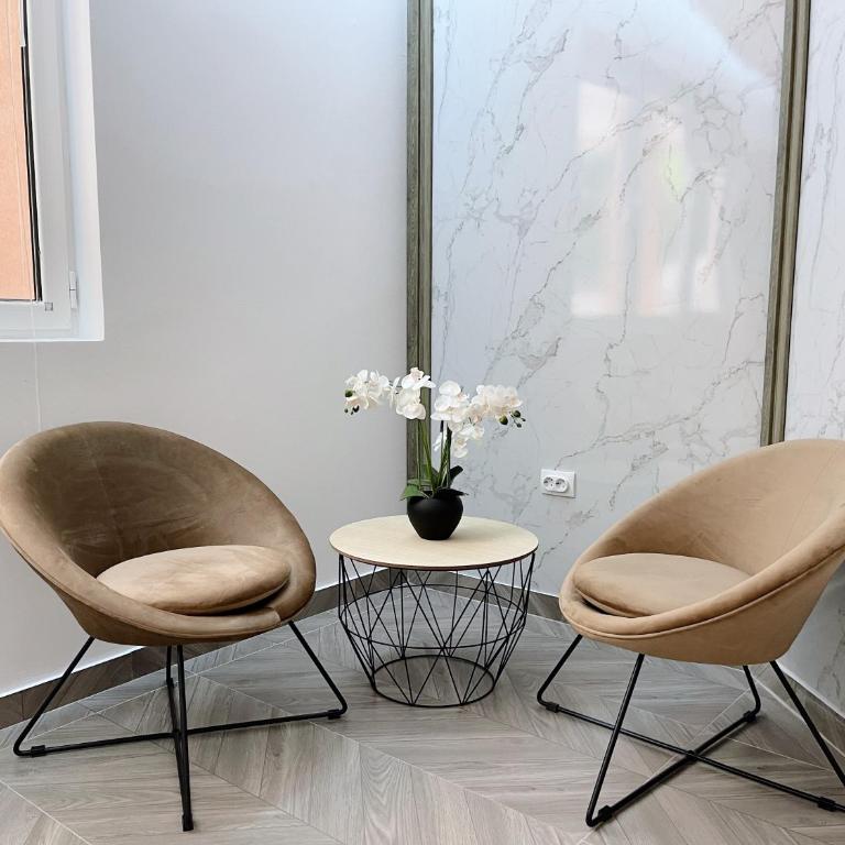 Guest House Koliqi - Hotel & Apartments - One-Bedroom Apartment - 32