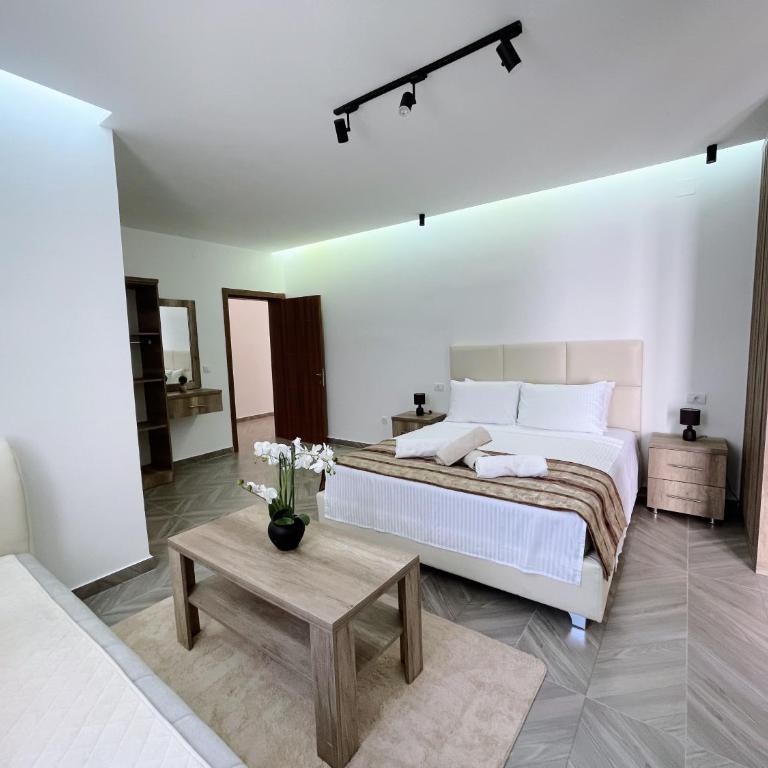 Guest House Koliqi - Hotel & Apartments - One-Bedroom Apartment - 20
