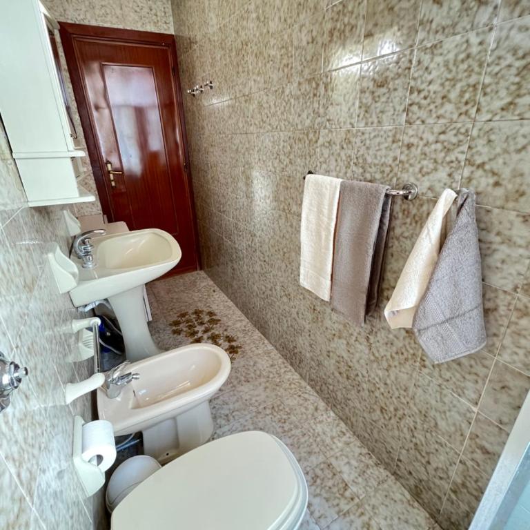 Sunny Home - Appartamento con 2 Camere da Letto - 18