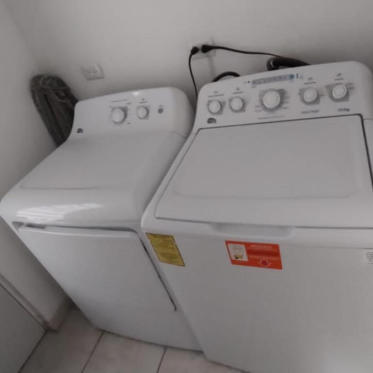Casa de 3 recamaras a 5 min del Aeropuerto - Casa de 3 dormitorios - 15
