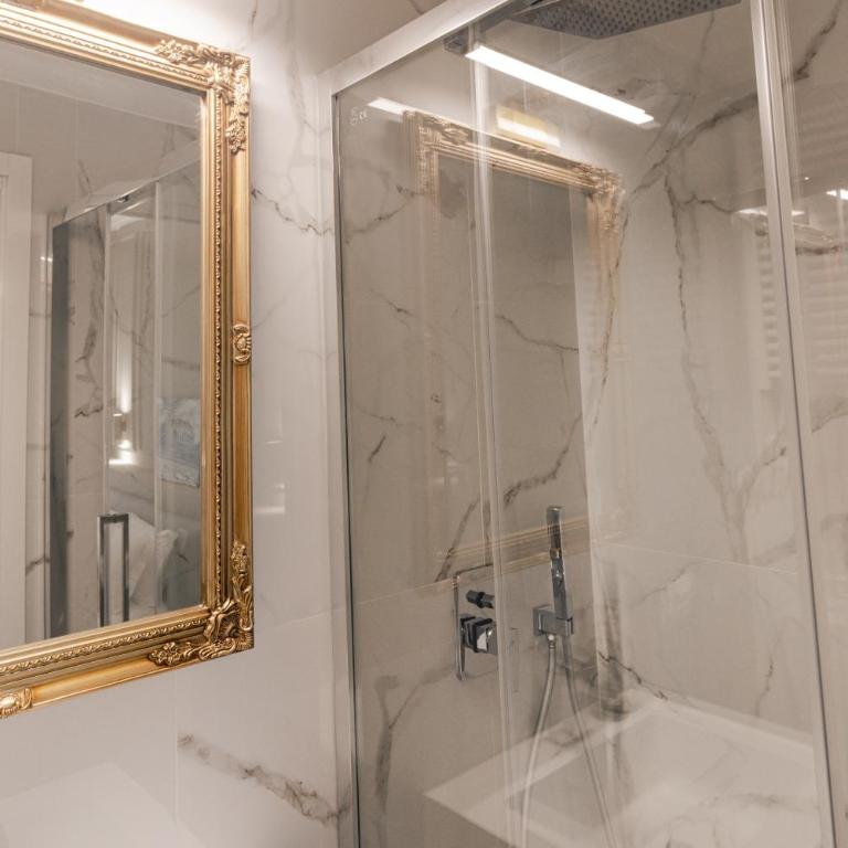 De Vince Suites - Luxury Rooms - Roma Termini - Camera King Standard - 4
