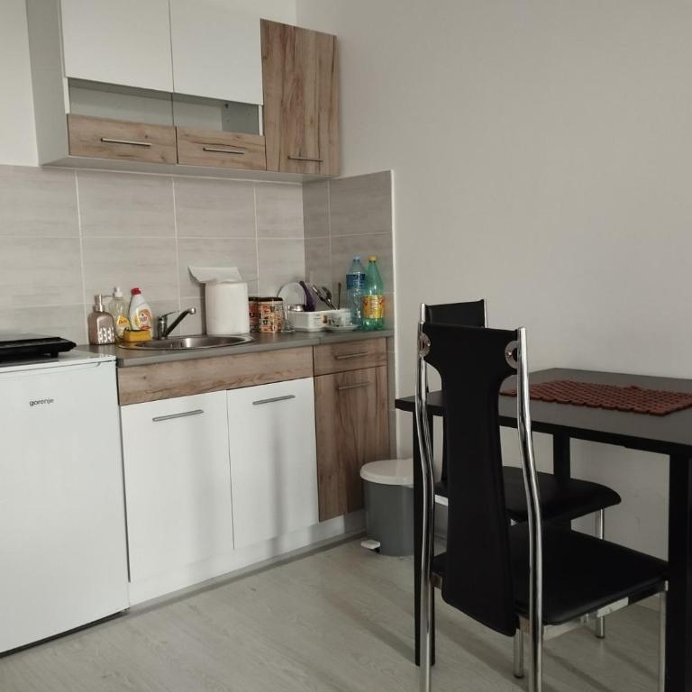 Maki i Jeka - Apartman sa 1 Spavaćom Sobom - 5