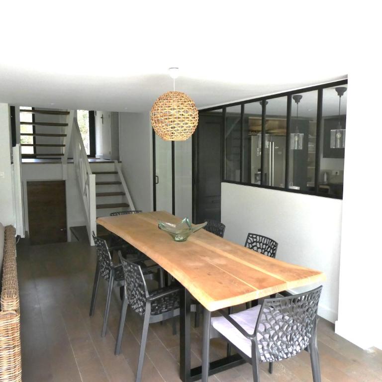 Maison au calme entre Océan et Lac, vue sur le golf, piscine chauffée, classée 4 étoiles - Villa - 11