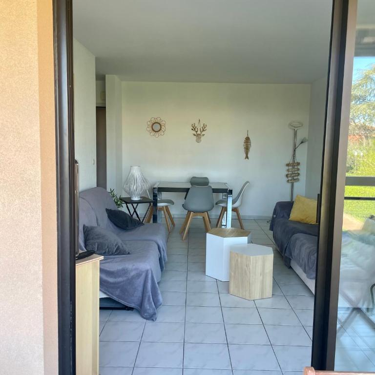 Joli appartement avec piscine - Apartment mit 1 Schlafzimmer - 4