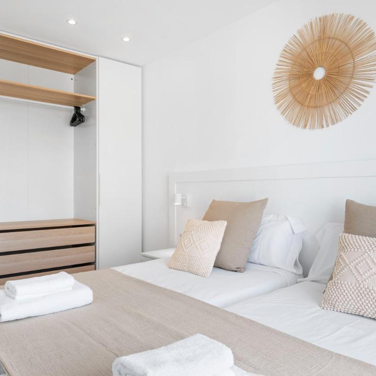 Bauló Mar Apartments - One-Bedroom Standard Apartment - 6