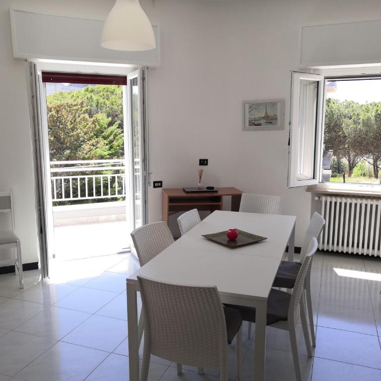 Al Parco del Castello ampio appartamento - Appartamento con 3 Camere da Letto - 3