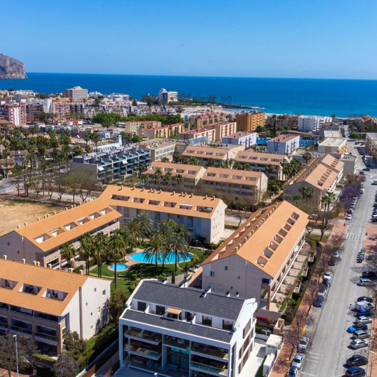 Golden Gardens, ground floor apartment with large terrace, smart TV, fibre internet, parking - Apartamento de 2 dormitorios - 37