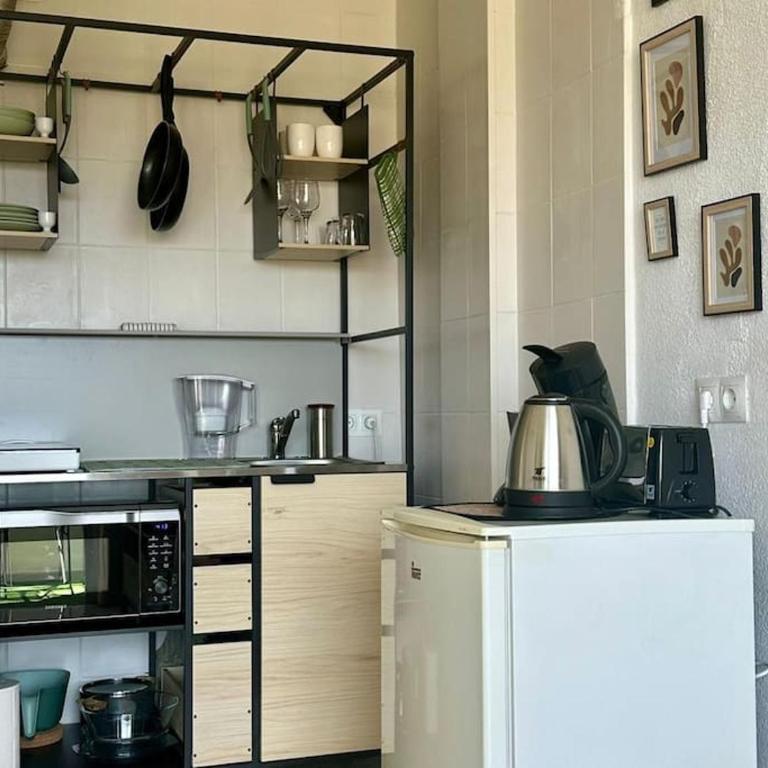 Cozy Boho Style Apartment With seasonal pool and sunny terrace BY NAMASTE ELITE - Apartamento de 1 dormitorio - 12