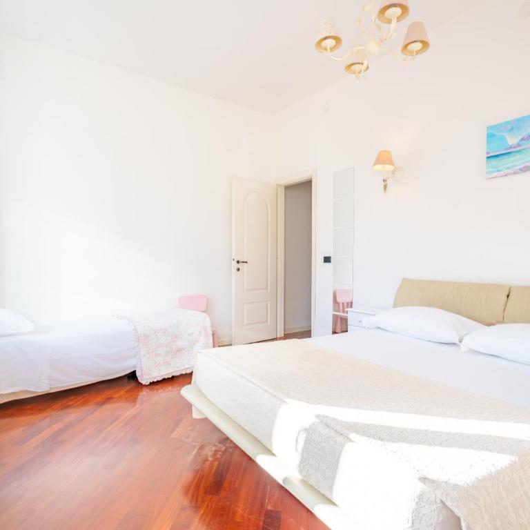Perle Gemelle in Marina - Appartamento con 2 Camere da Letto e Vista Città - 5