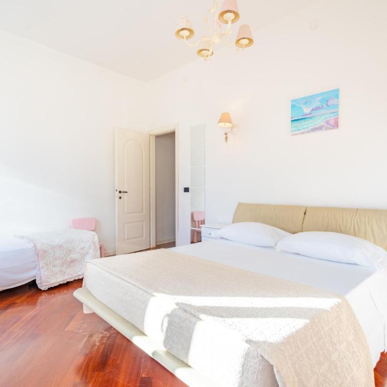 Perle Gemelle in Marina - Appartamento con 2 Camere da Letto e Vista Città - 4