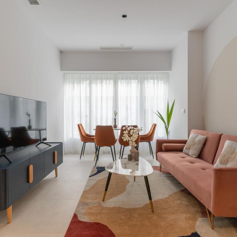 Canillas Apartments - One-Bedroom Apartment 1 - 1