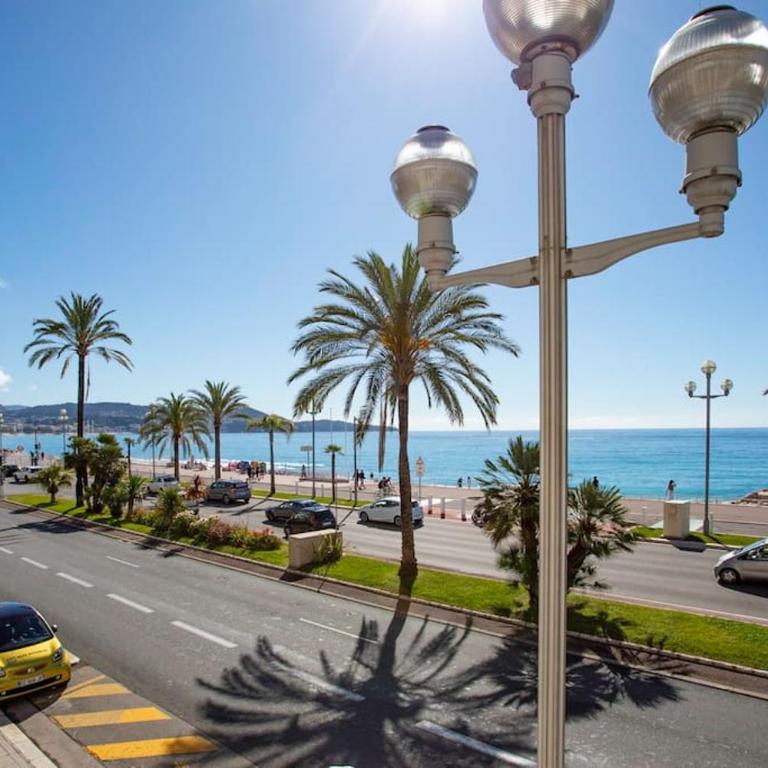 #15 Staywizus -Sea front Villa AC stunning view for 6 people wifi - Villa - 67