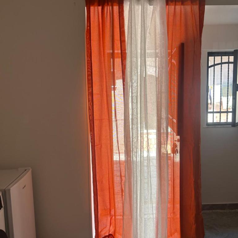 Ferrara home - One-Bedroom Apartment - 5