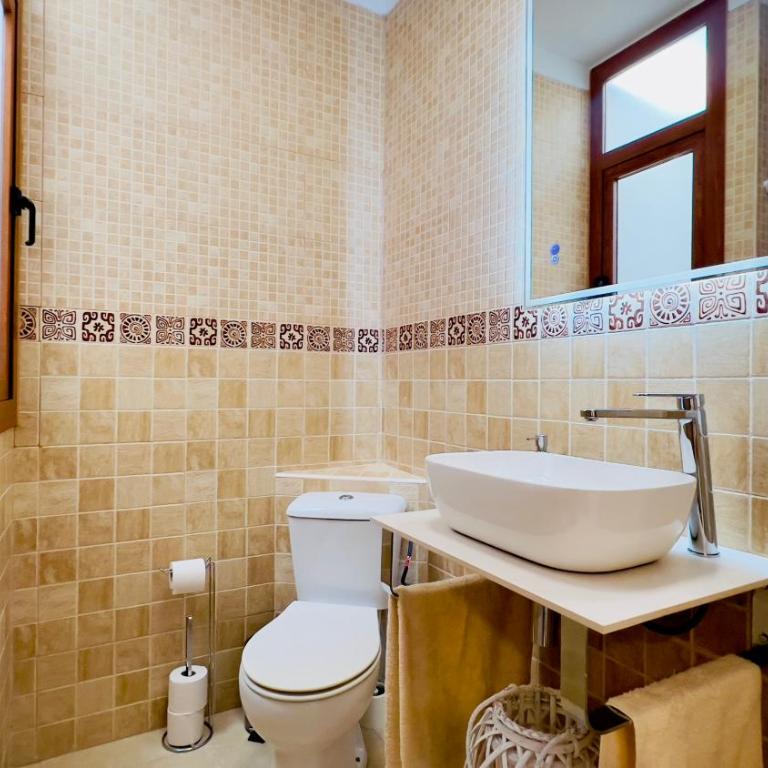 Apartamentos Coral-Mar en el centro de Nerja - Apartamento - 14