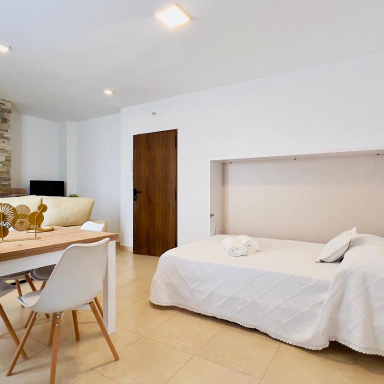 Apartamentos Coral-Mar en el centro de Nerja - Apartamento - 8
