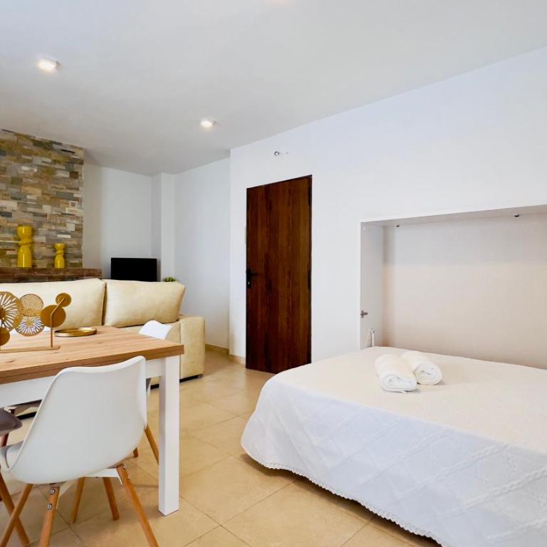 Apartamentos Coral-Mar en el centro de Nerja - Apartamento - 9