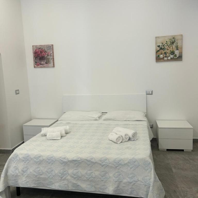 Ferrara home - One-Bedroom Apartment - 13