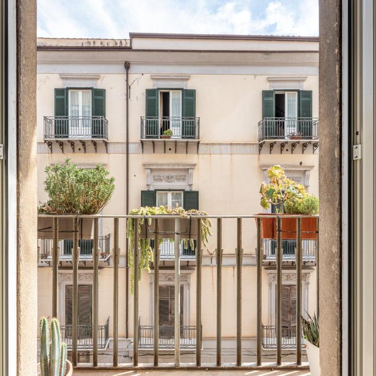 Sant'Agostino Apartment with Terrace by Wonderful Italy - Two-Bedroom House - 13
