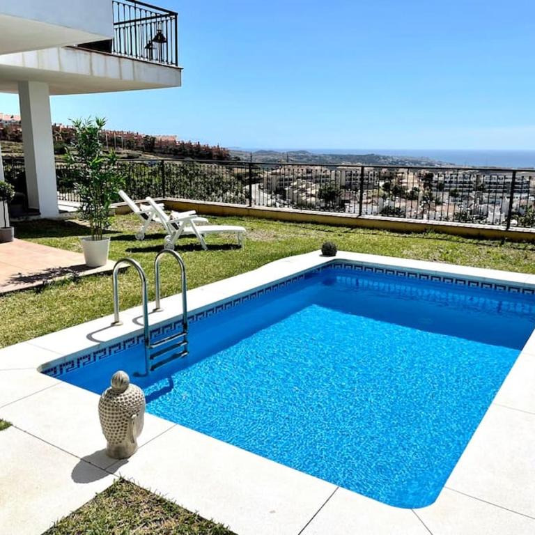 Modern Holiday Home & Panoramic Views - Casa de 4 dormitorios - 24