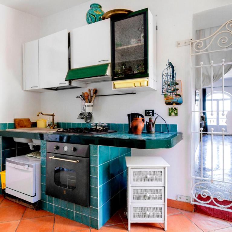 Panoramic Sea-View Apartments with Terrace, Marina della Lobra - Appartamento Deluxe - 30