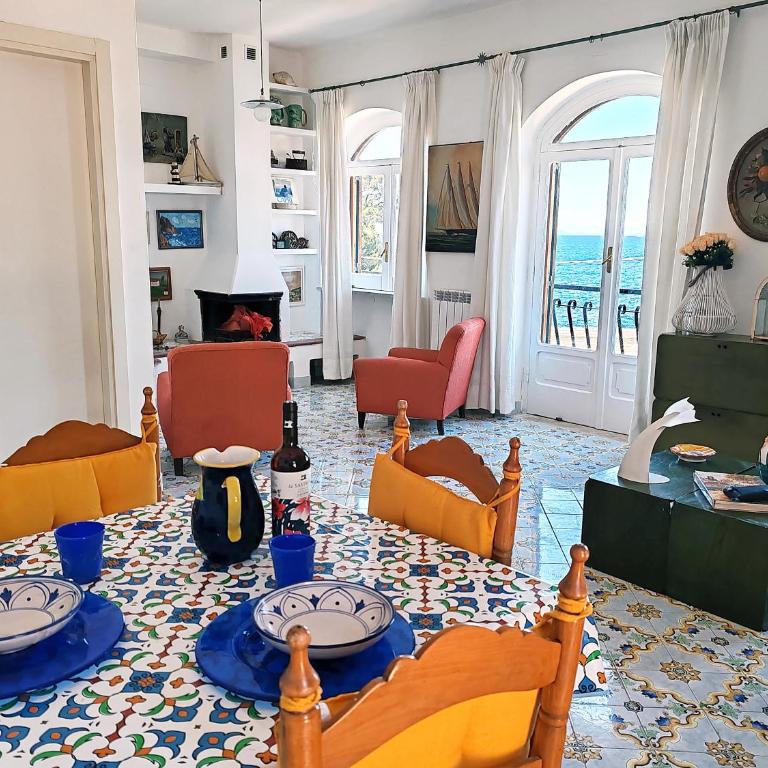 Panoramic Sea-View Apartments with Terrace, Marina della Lobra - Appartamento Deluxe - 6