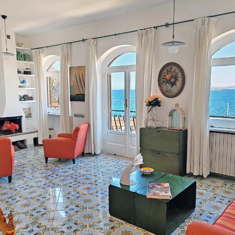 Panoramic Sea-View Apartments with Terrace, Marina della Lobra - Appartamento Deluxe - 9
