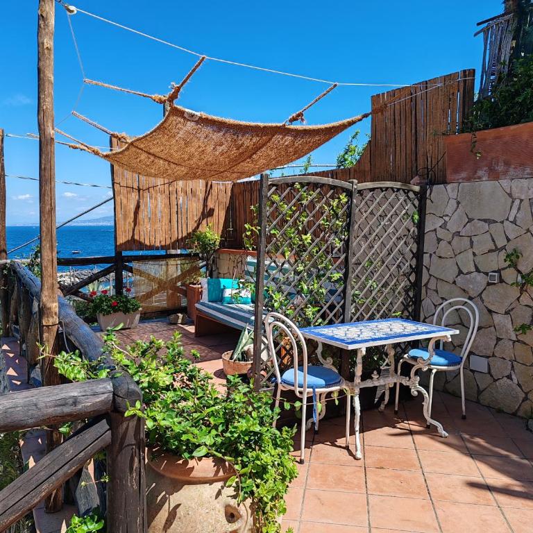 Panoramic Sea-View Apartments with Terrace, Marina della Lobra - Appartamento Deluxe - 11