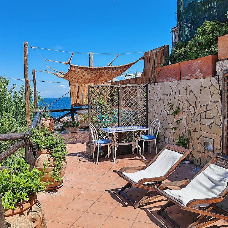 Panoramic Sea-View Apartments with Terrace, Marina della Lobra - Appartamento Deluxe - 12