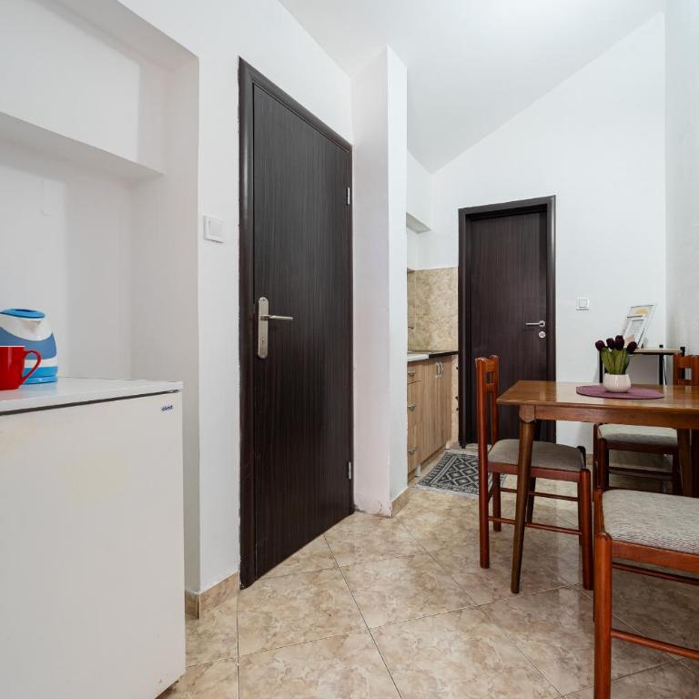 Garni Hotel S Coast - Apartman - 1