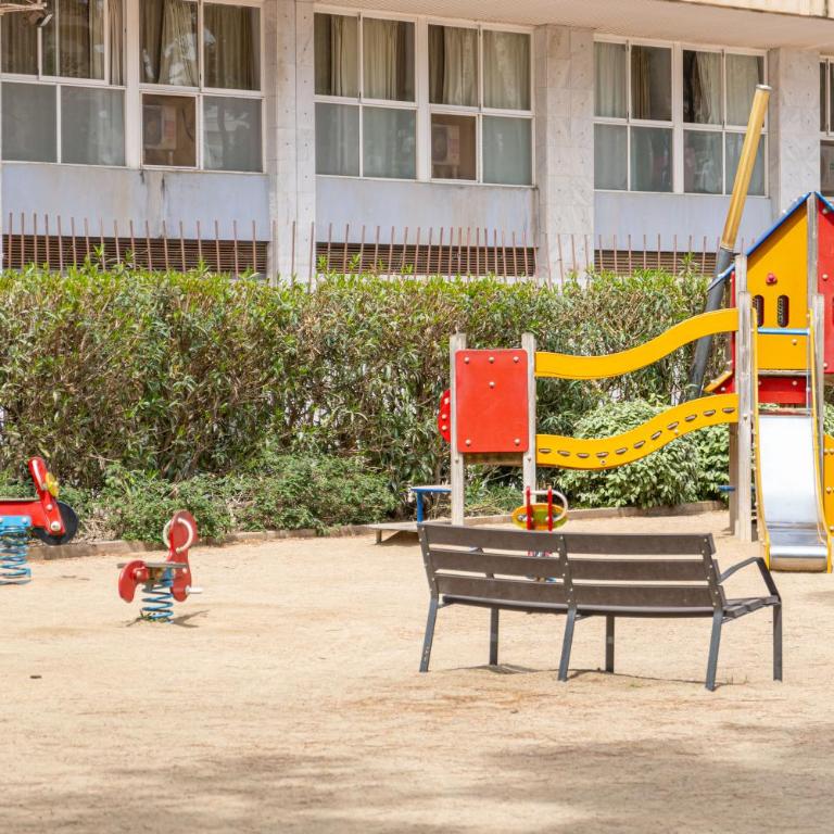 TuristMar - Amplio Apartamento en Salou con piscina, a 2 minutos de la Playa - Apartamento con vistas a la piscina - 34