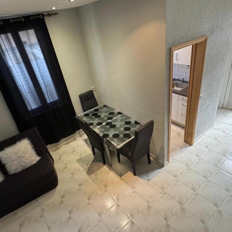 MONACO CENTRAL DUPLEX, 8 Sleeps BnbRickeys - Appartement 2 Chambres - 6