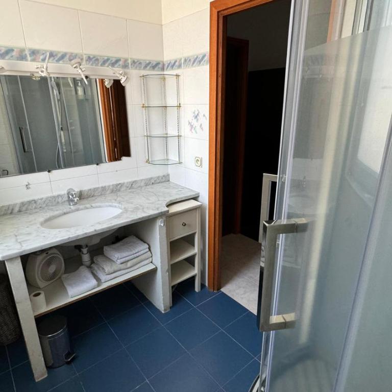 MONACO CENTRAL DUPLEX, 8 Sleeps BnbRickeys - Appartement 2 Chambres - 14