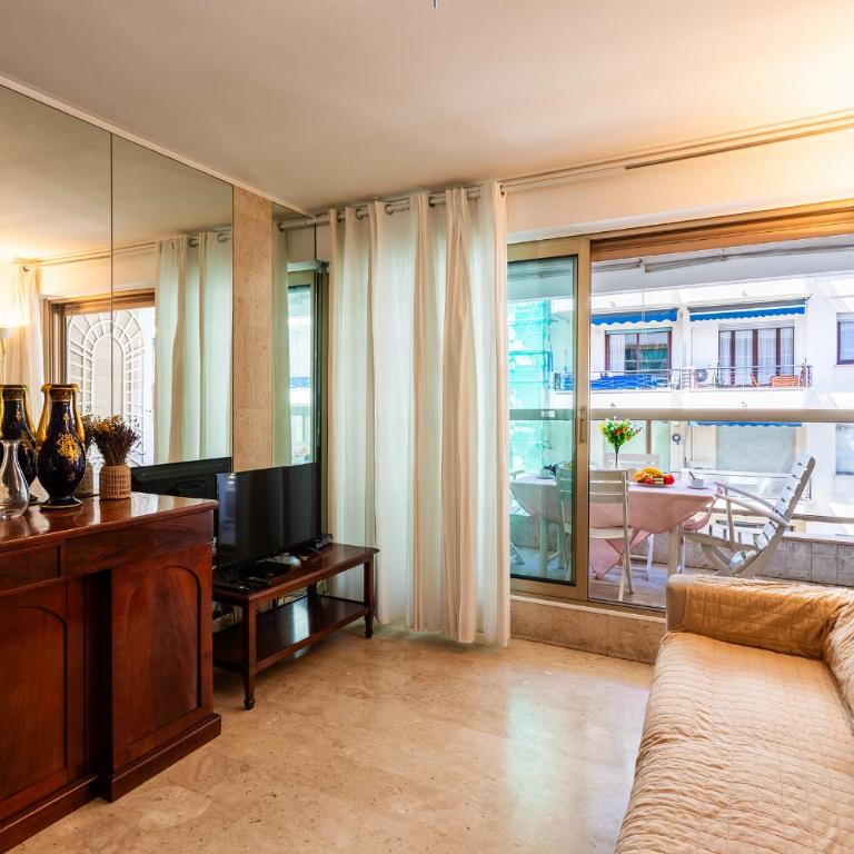 MASSENET VIEW AP4168 Nice, by Riviera Holiday Homes - Appartement - 10